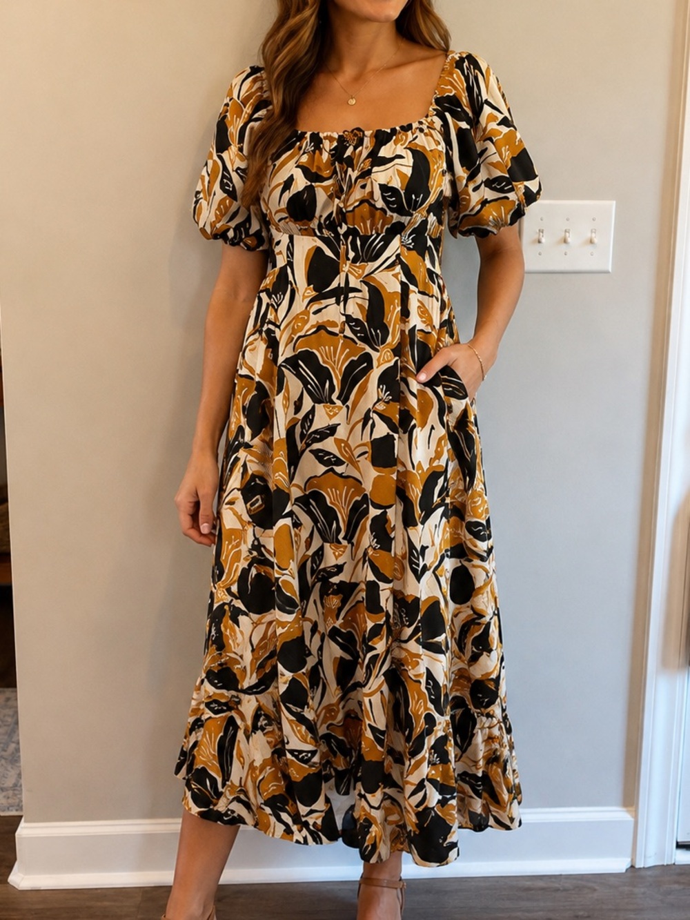 entro Mustard, Black & Cream Floral Puff Sleeve Midi Dress